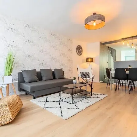 Holiday home Ravissante New 3 Roubaix